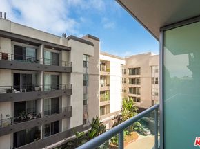 13700 Marina Pointe Drive 421, Marina Del Rey CA 90292