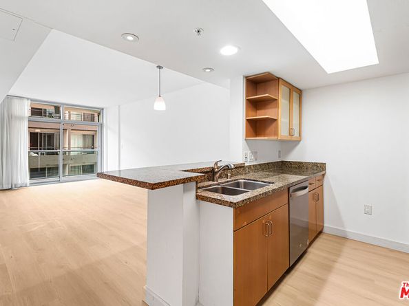 13700 Marina Pointe Drive 421, Marina Del Rey CA 90292