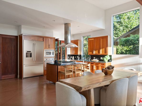 2336 Boone Avenue, Venice CA 90291