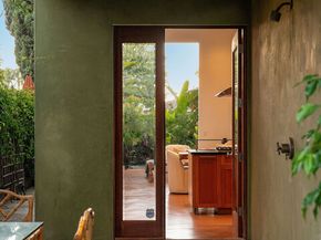 2336 Boone Avenue, Venice CA 90291