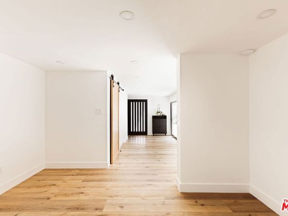 8329 Kirkwood Drive, Los Angeles CA 90046