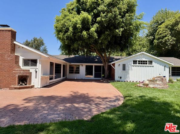 1754 Mandeville Canyon Road, Los Angeles CA 90049