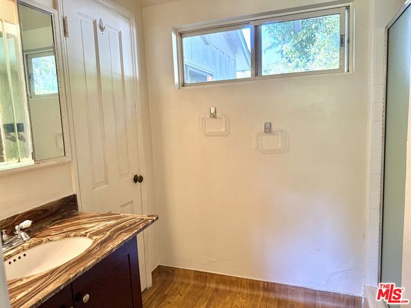 1754 Mandeville Canyon Road, Los Angeles CA 90049