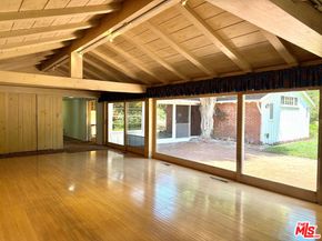 1754 Mandeville Canyon Road, Los Angeles CA 90049