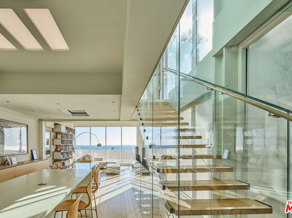 1267 Palisades Beach Road, Santa Monica CA 90401