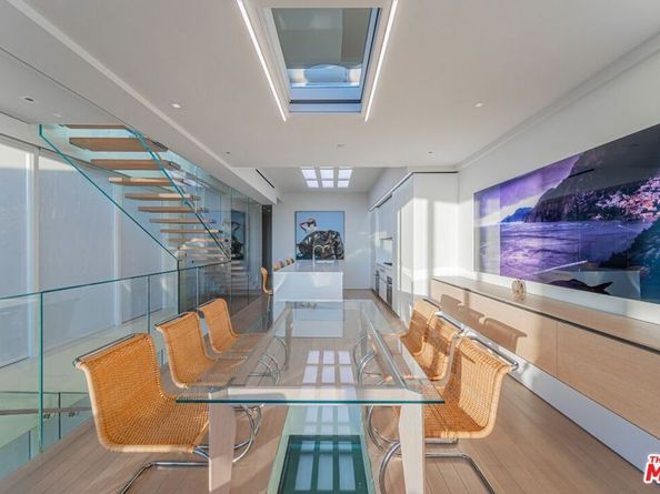 1267 Palisades Beach Road, Santa Monica CA 90401