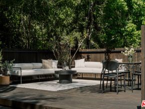 5649 Valley Oak Drive, Los Angeles CA 90068