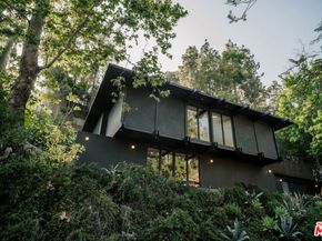5649 Valley Oak Drive, Los Angeles CA 90068