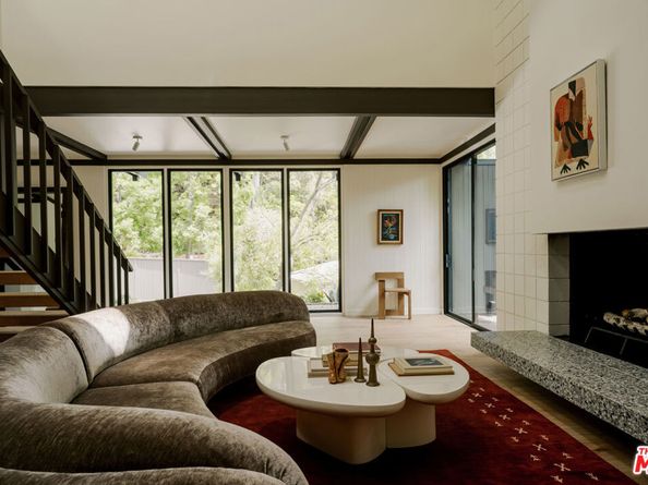 5649 Valley Oak Drive, Los Angeles CA 90068