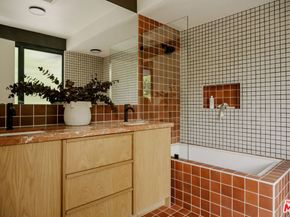 5649 Valley Oak Drive, Los Angeles CA 90068