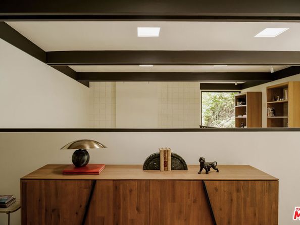 5649 Valley Oak Drive, Los Angeles CA 90068