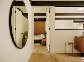 5649 Valley Oak Drive, Los Angeles CA 90068