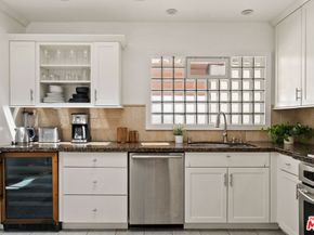 7459 Rosewood Avenue, Los Angeles CA 90036