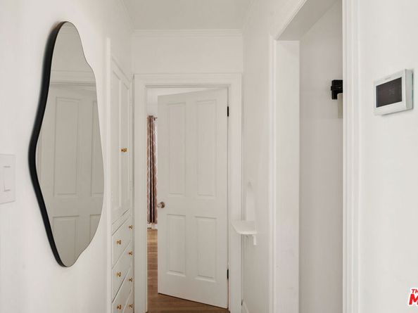 7459 Rosewood Avenue, Los Angeles CA 90036