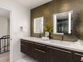 1805 Coldwater Canyon Drive, Beverly Hills CA 90210