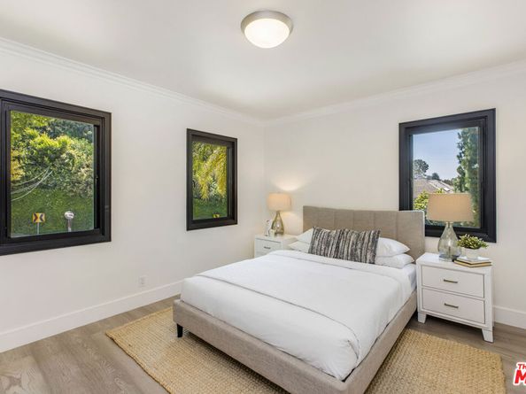 1805 Coldwater Canyon Drive, Beverly Hills CA 90210