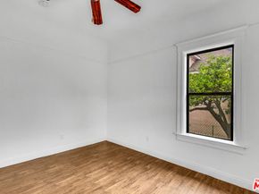 1492 W 28th Street, Los Angeles CA 90007