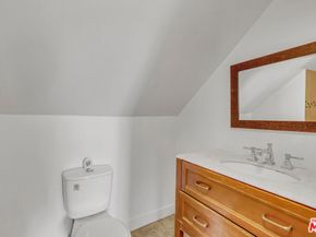 1492 W 28th Street, Los Angeles CA 90007