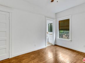 1492 W 28th Street, Los Angeles CA 90007