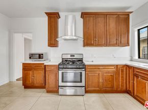 1492 W 28th Street, Los Angeles CA 90007