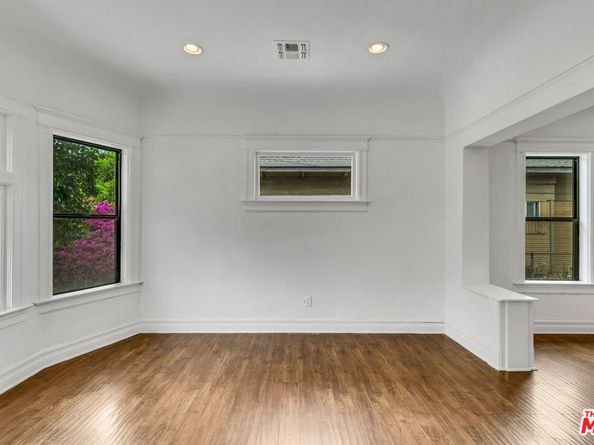 1492 W 28th Street, Los Angeles CA 90007