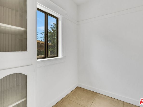 1492 W 28th Street, Los Angeles CA 90007