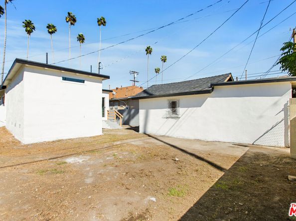 1020 W 55th Street, Los Angeles CA 90037