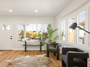 1020 W 55th Street, Los Angeles CA 90037