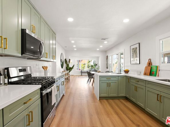 1020 W 55th Street, Los Angeles CA 90037