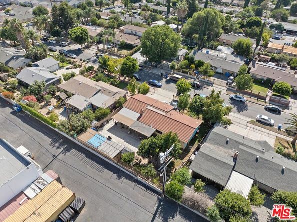 11252 Adelphia Avenue, Pacoima CA 91331