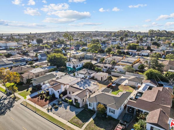 618 W 111th Place, Los Angeles CA 90044