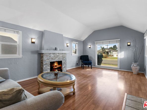 618 W 111th Place, Los Angeles CA 90044