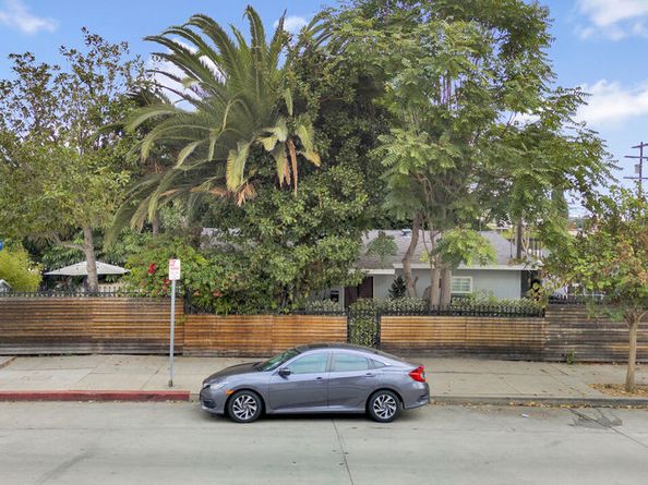 1224 Wilcox Avenue, Los Angeles CA 90038