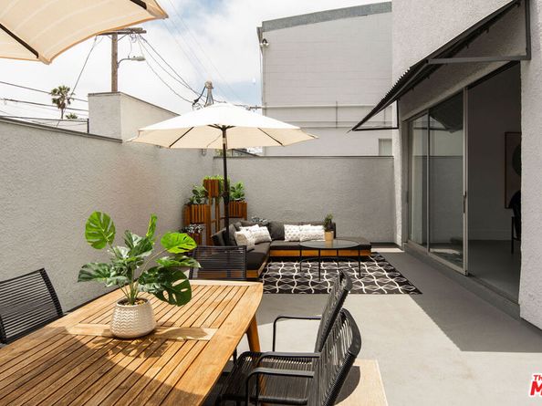 558 Rose Avenue, Venice CA 90291