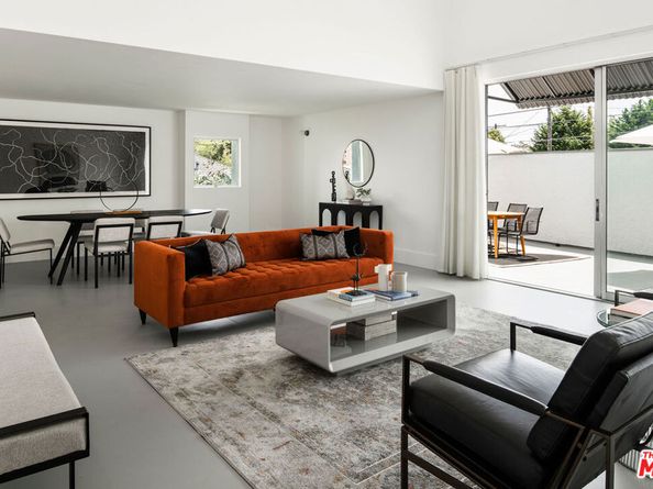 558 Rose Avenue, Venice CA 90291