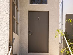 558 Rose Avenue, Venice CA 90291