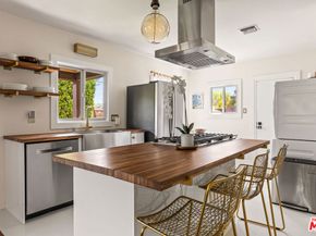 11202 Emelita Street, North Hollywood CA 91601
