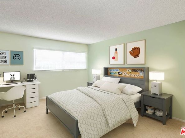 9625 Yolanda Avenue, Northridge CA 91324