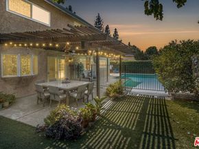 9625 Yolanda Avenue, Northridge CA 91324