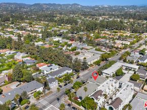 2102 Montana Avenue, Santa Monica CA 90403