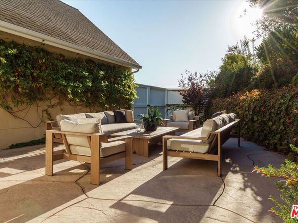 1100 Las Pulgas Place, Pacific Palisades CA 90272