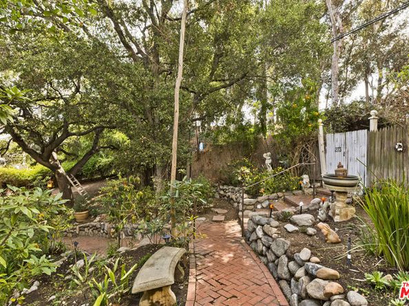271 Beloit Avenue, Los Angeles CA 90049