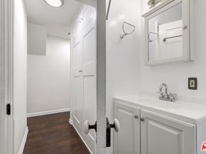 271 Beloit Avenue, Los Angeles CA 90049
