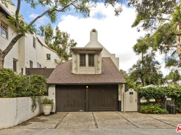 271 Beloit Avenue, Los Angeles CA 90049