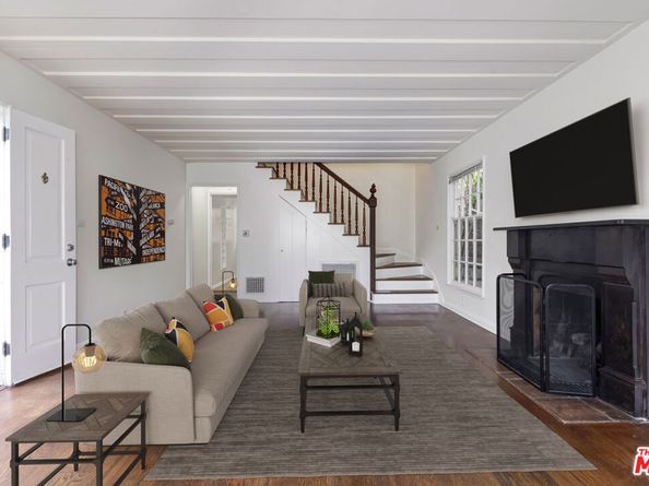 271 Beloit Avenue, Los Angeles CA 90049