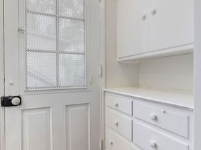 271 Beloit Avenue, Los Angeles CA 90049
