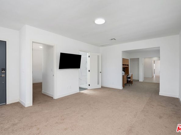 13032 Glamis Street, Pacoima CA 91331