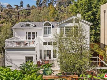 546 E Rustic Road
