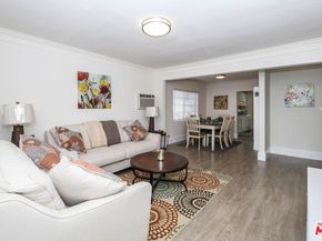 4572 Rosewood Avenue, Los Angeles CA 90004