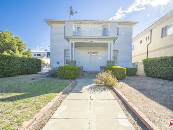 4572 Rosewood Avenue, Los Angeles CA 90004
